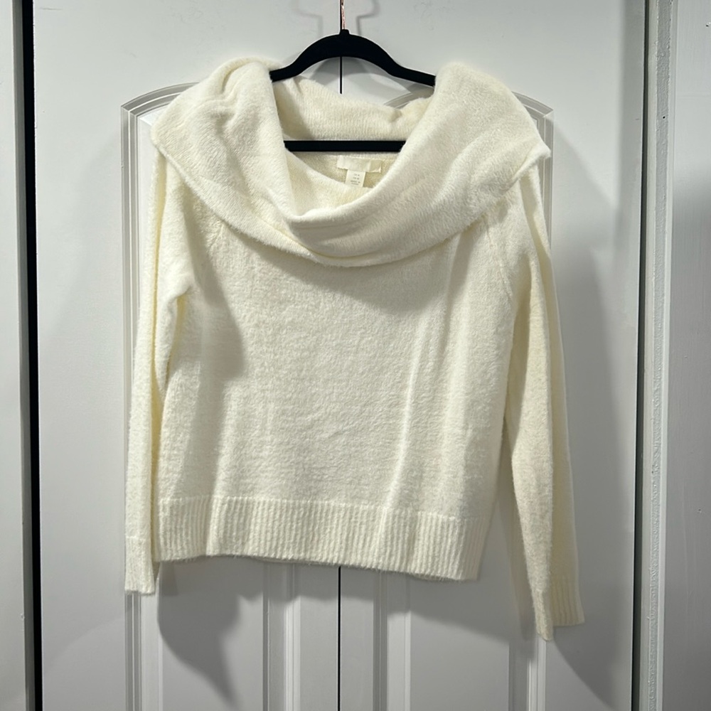 NWT H&M Off the Shoulder Winter White Sweater, Size Medium